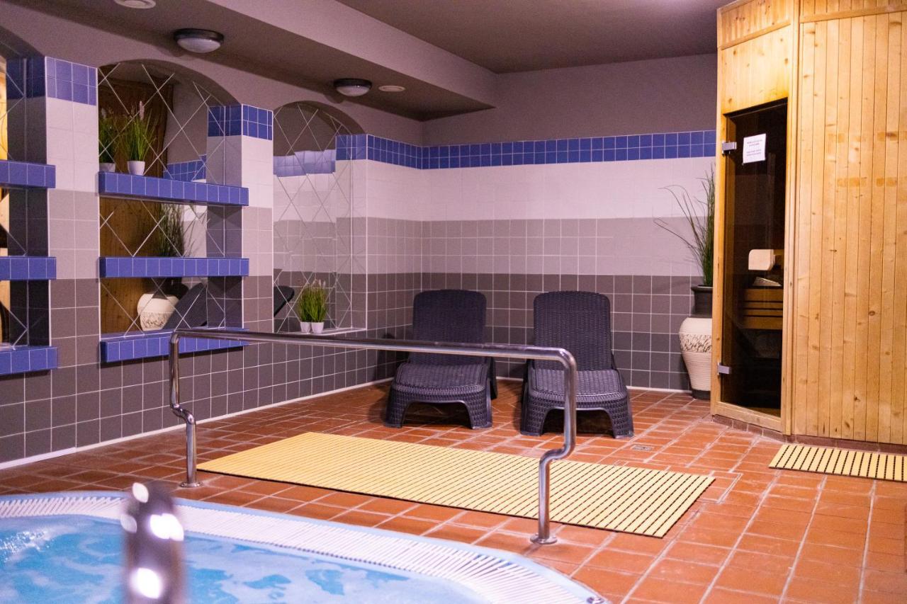 Hotel Zatisi Špindlerŭv Mlýn Buitenkant foto