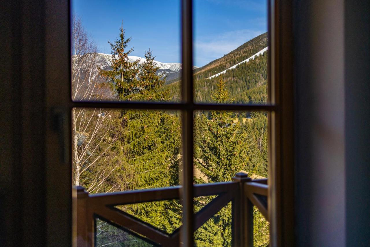 Hotel Zatisi Špindlerŭv Mlýn Buitenkant foto