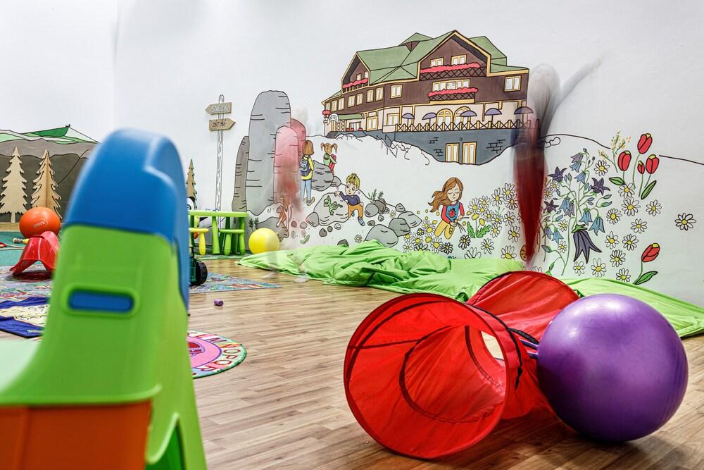 Hotel Zatisi Špindlerŭv Mlýn Buitenkant foto