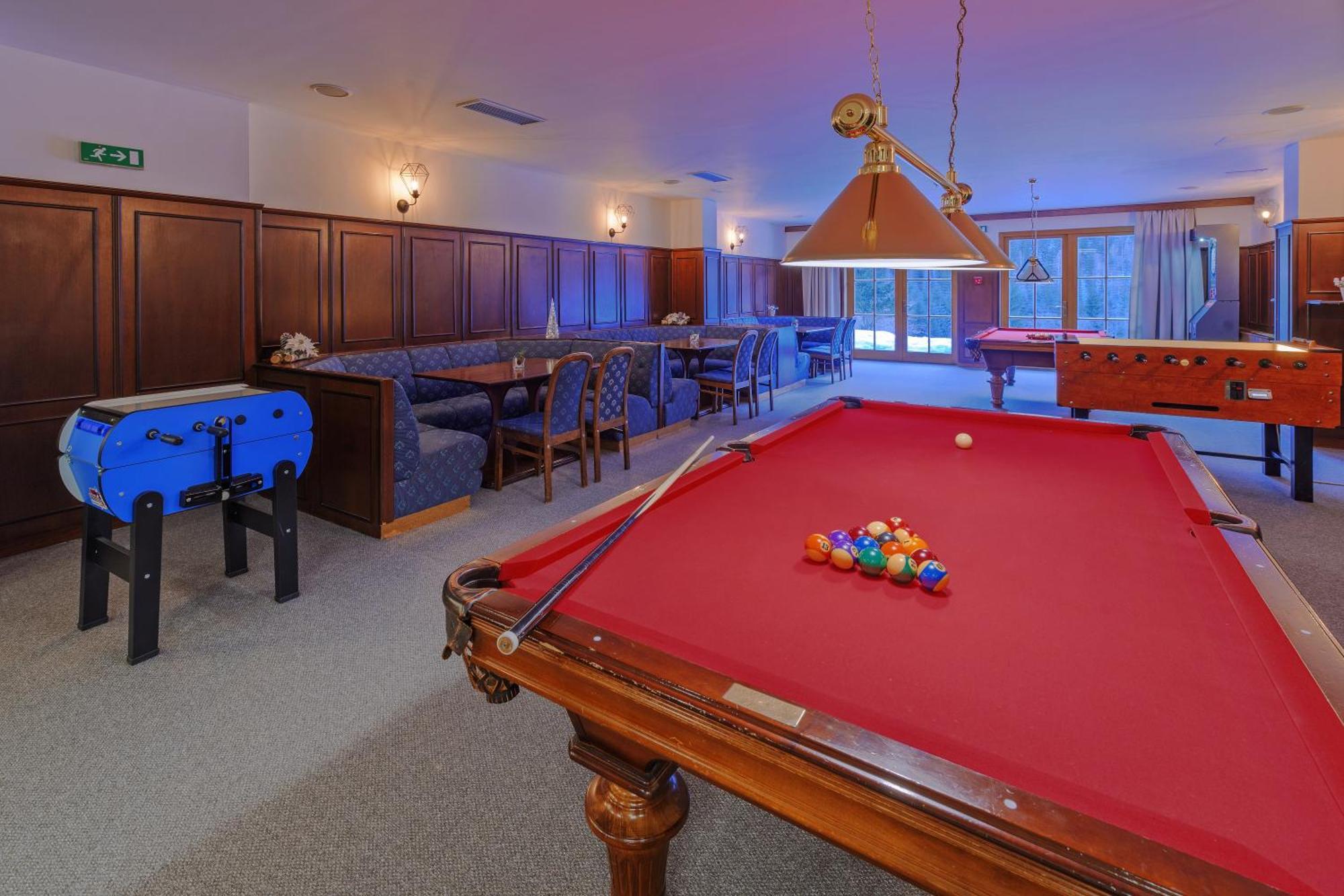 Hotel Zatisi Špindlerŭv Mlýn Buitenkant foto
