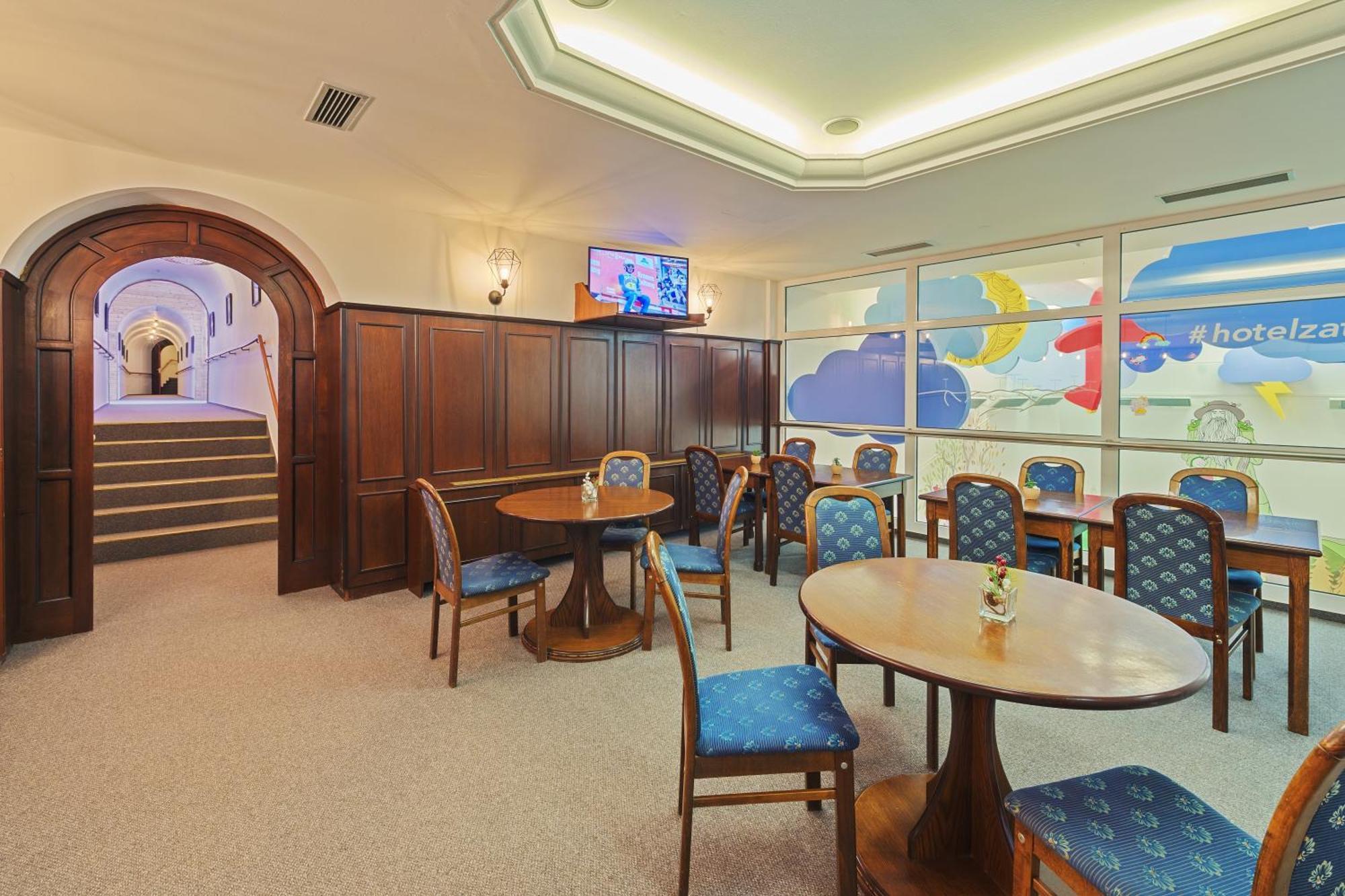 Hotel Zatisi Špindlerŭv Mlýn Buitenkant foto