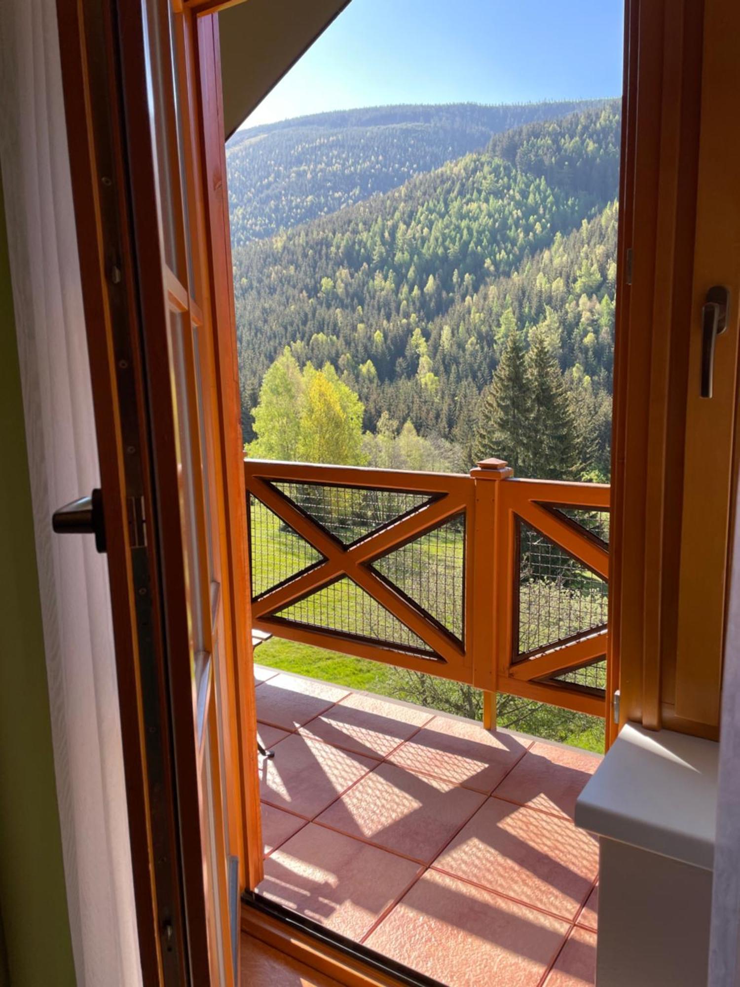 Hotel Zatisi Špindlerŭv Mlýn Buitenkant foto