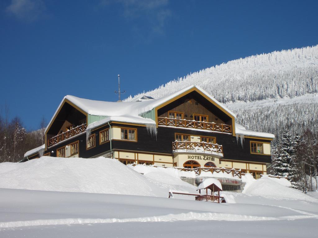 Hotel Zatisi Špindlerŭv Mlýn Buitenkant foto
