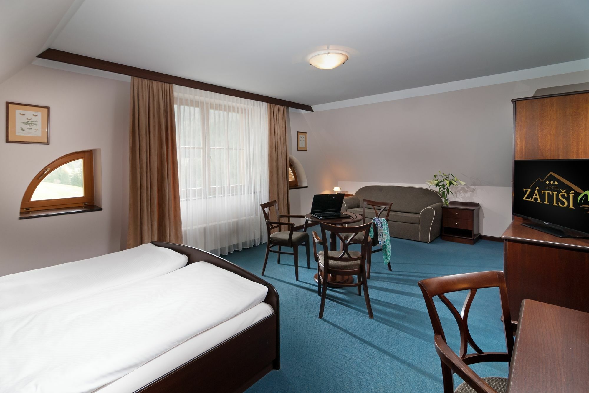 Hotel Zatisi Špindlerŭv Mlýn Buitenkant foto