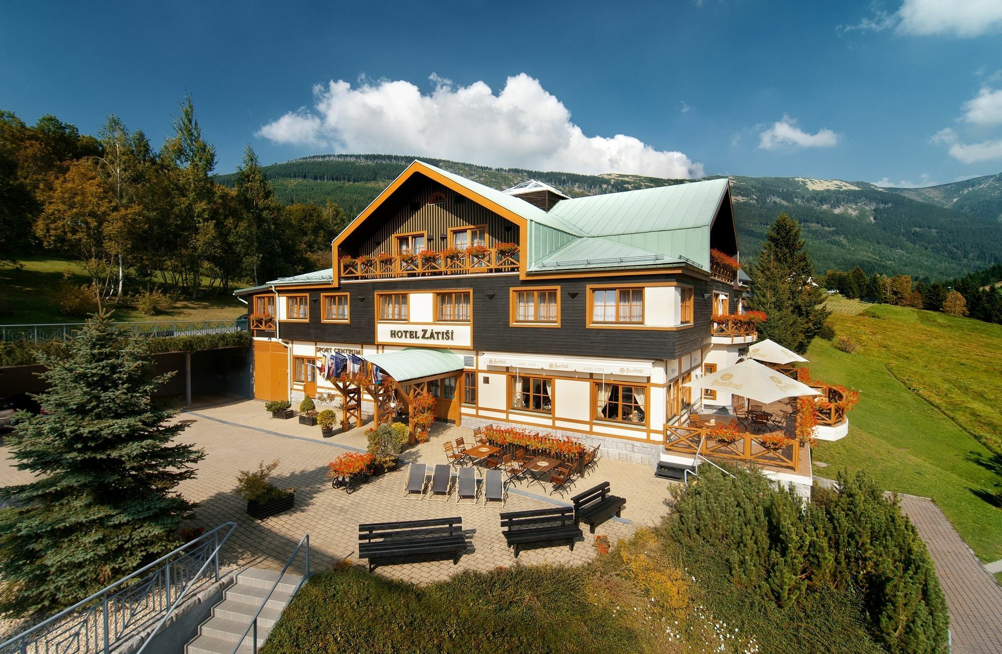 Hotel Zatisi Špindlerŭv Mlýn Buitenkant foto